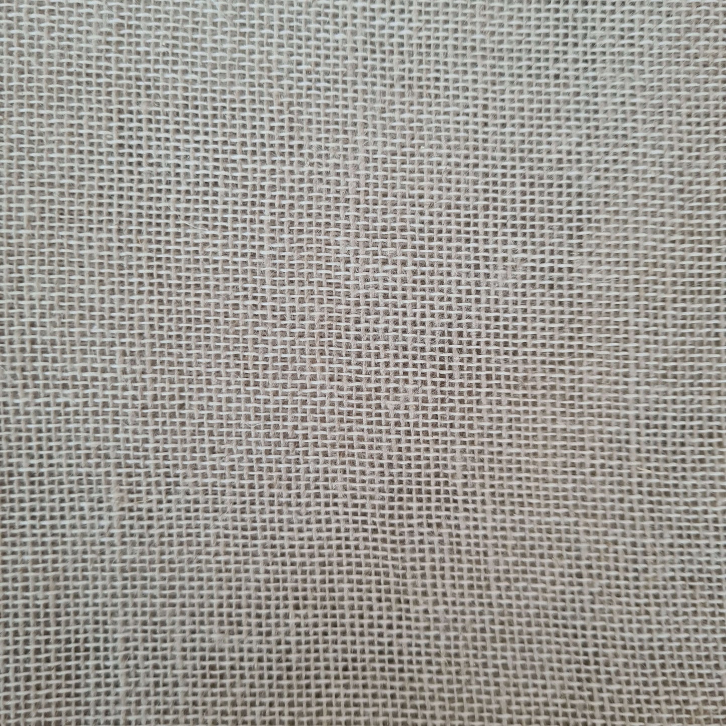 Linen fabric for punch needle